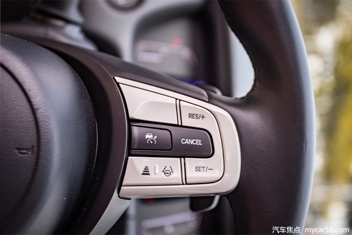 最新平民本田超跑,2020款本田飞度超跑视频