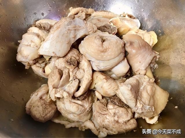 火锅鸡食物沧州,火锅的特色菜品