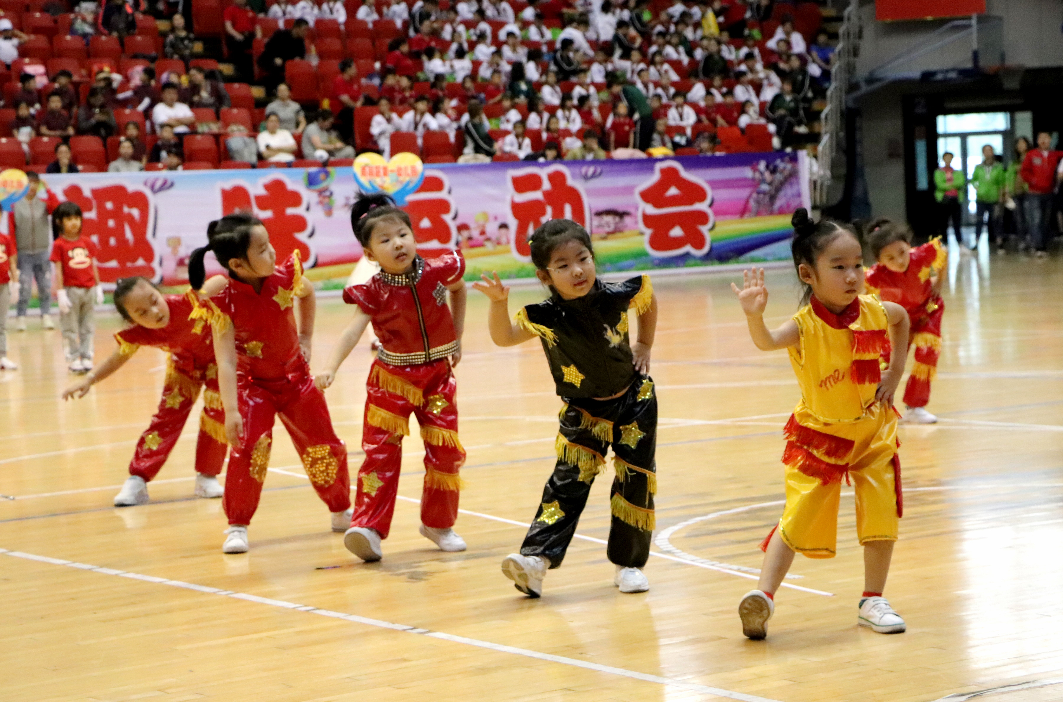 哈尔滨六一亲子运动会,最新哈尔滨六一运动会