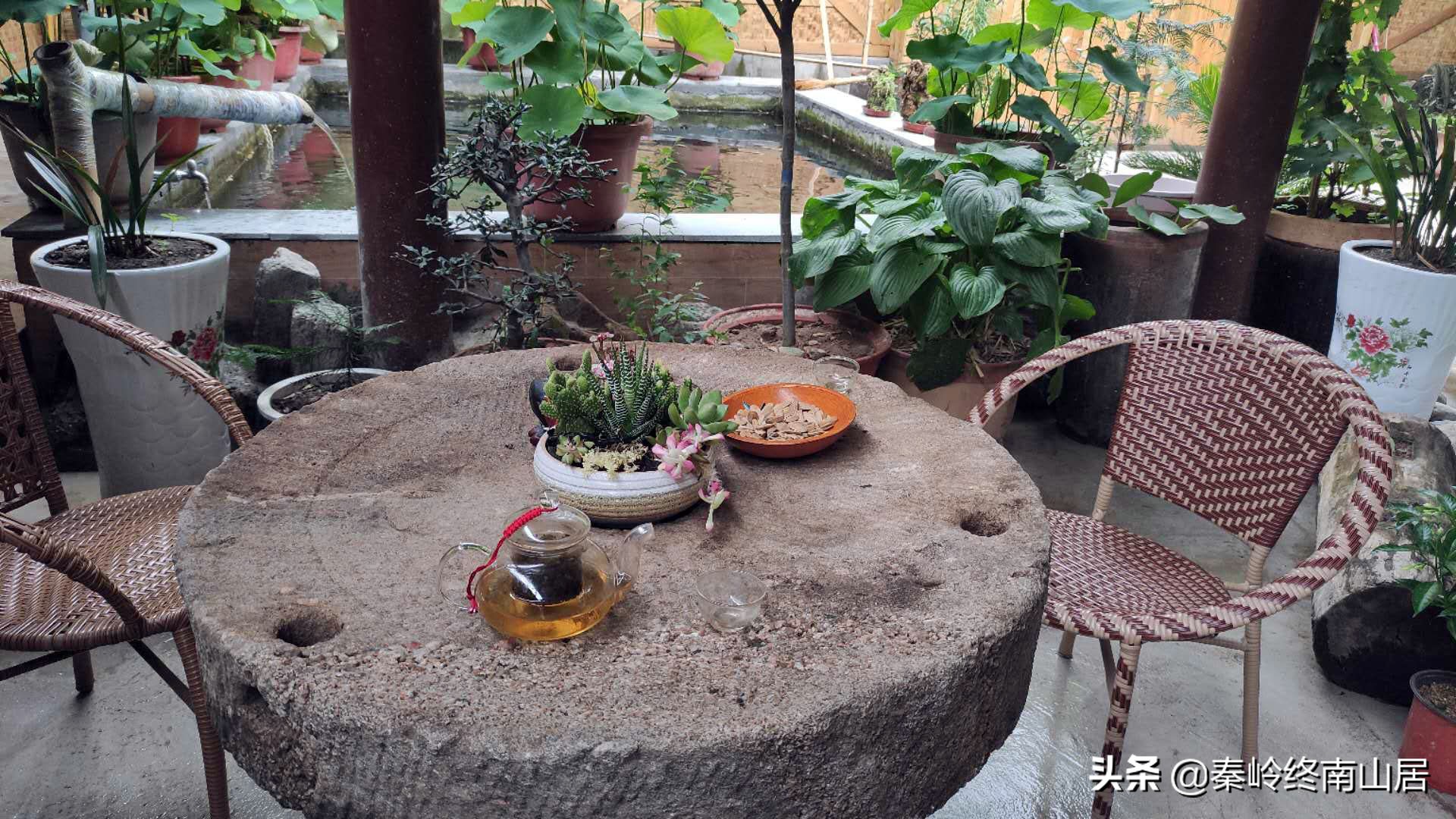 去秦岭库峪游玩，淘了几个老磨盘和石碾子，摆在院子里喝茶怎么样
