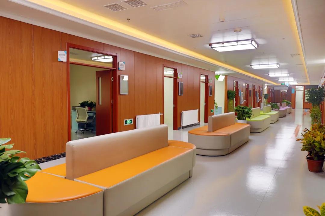 去通州区妇幼保健院坐几路公交车,从妇幼保健院步行到火车站怎样走