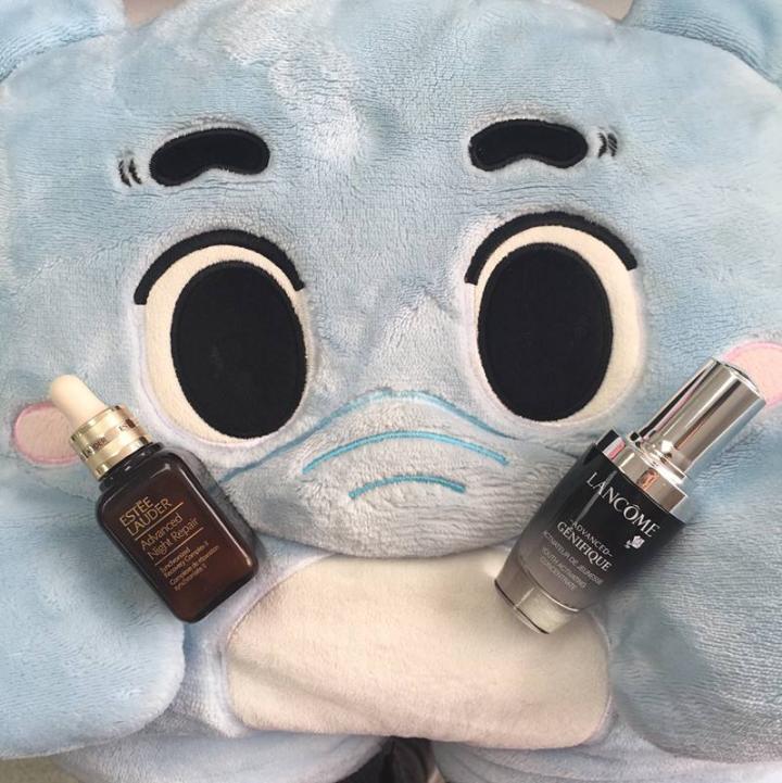 雅诗兰黛小棕瓶兰蔻小黑瓶哪个好,雅诗兰黛小棕瓶和兰蔻小黑瓶区别