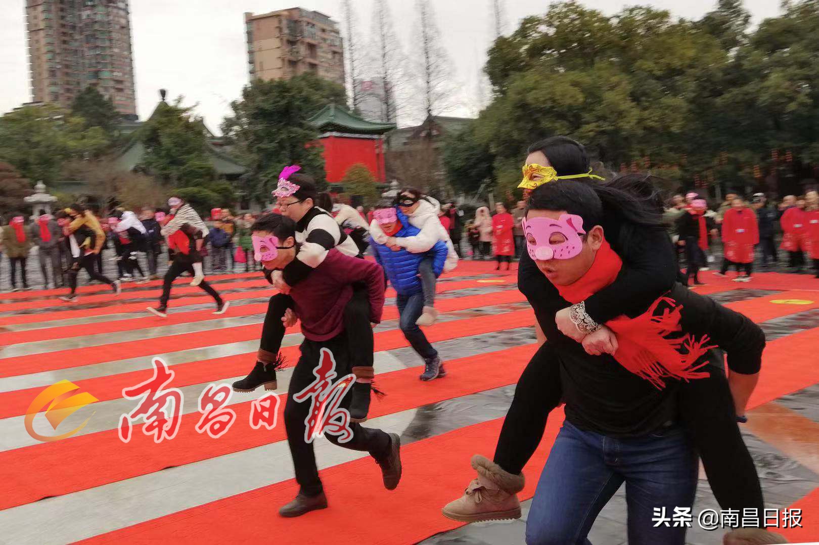 猪八戒背媳妇的场面,猪八戒船上背媳妇的视频