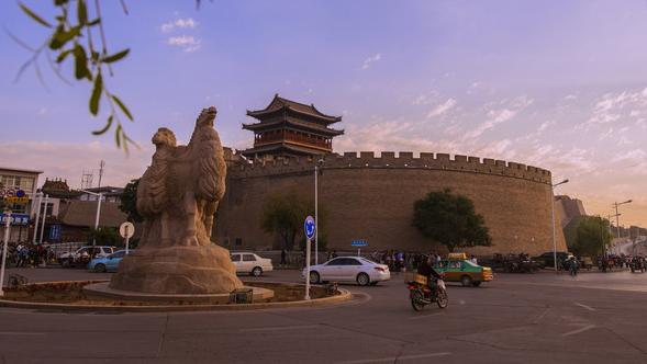 榆林外卖小哥机智报警挽救生命 (榆林外卖小哥报警挽救生命)