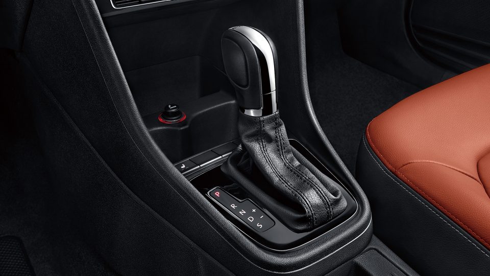 桑塔纳浩纳哪个车型好,买车买顶配桑塔纳