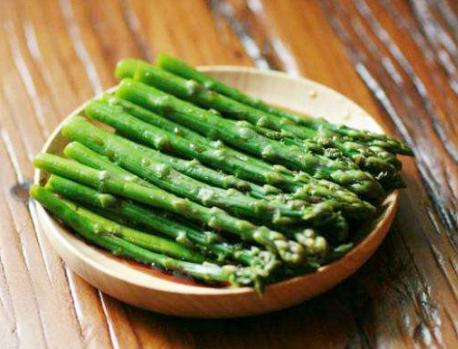 白露后,最该吃的不是肉,而是菌菇,5块钱一斤,现在正上市