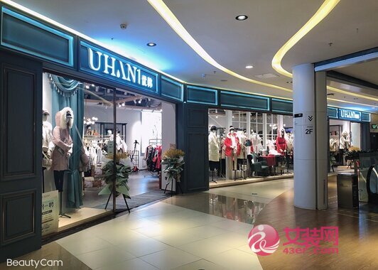 2022年新手开服装店怎么样,服装加盟店选址注意事项