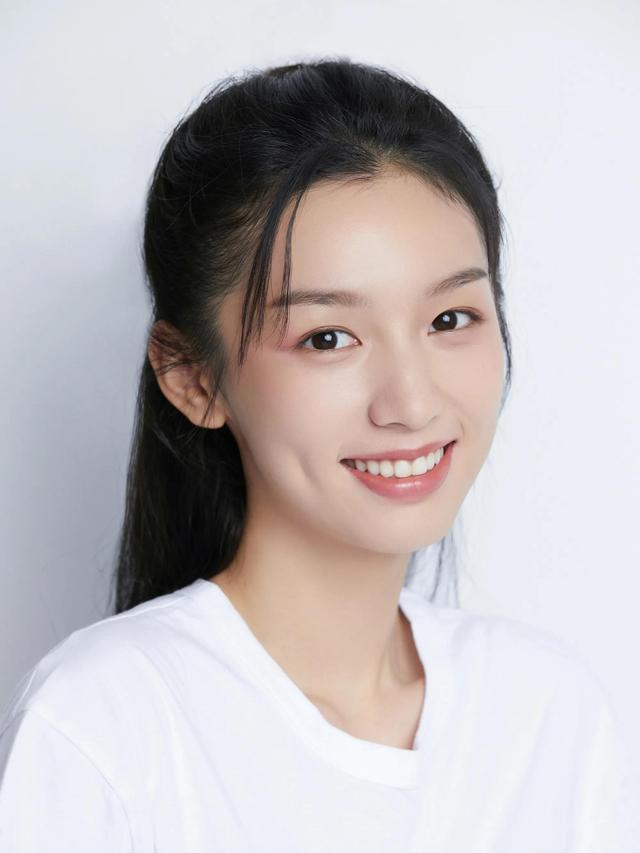 什么牌子的口红最好用明星同款,最火的9支口红大牌