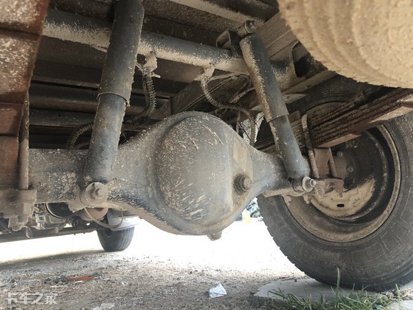 没有花哨外表的车,没有花里胡哨的外表