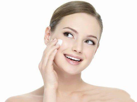 睡觉不卸妆怎么补救,卸妆三步骤让你的妆容轻松卸下