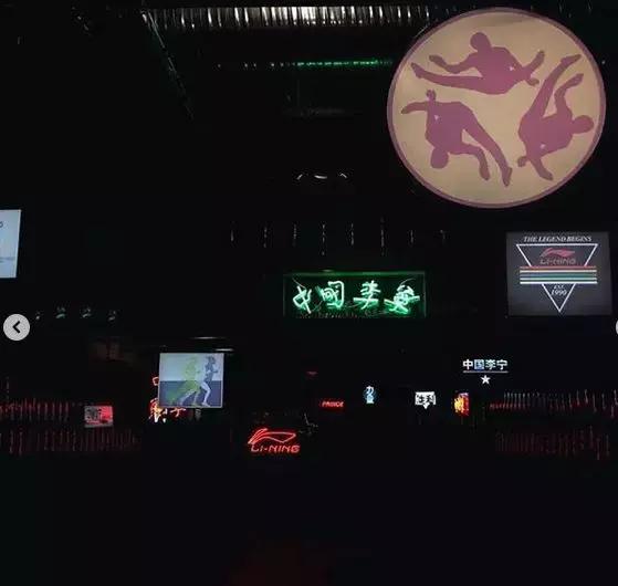 国潮这回对味儿了,不看logo还以为是巴黎世家!