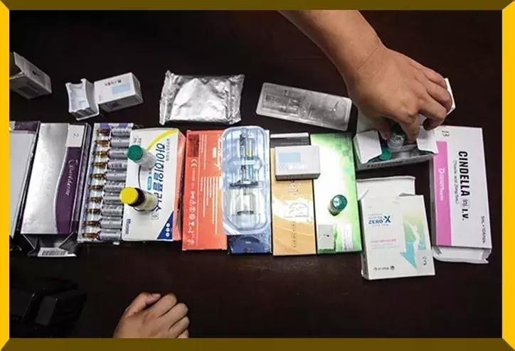 60多岁花450万整容,21岁女子花20万整容