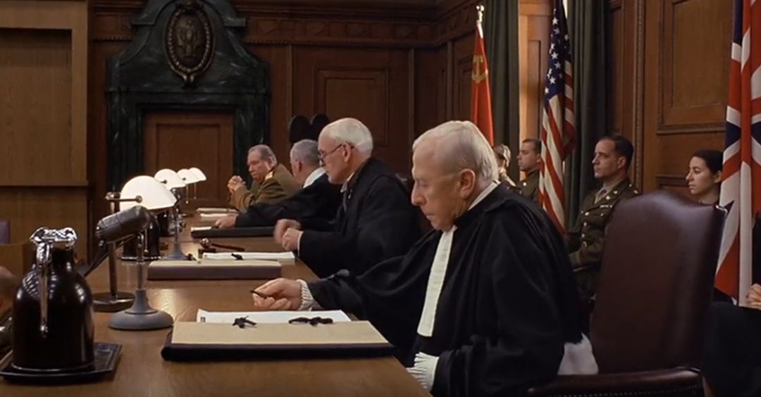 「伟大城市」纽伦堡，一尊皇座，几把囚椅