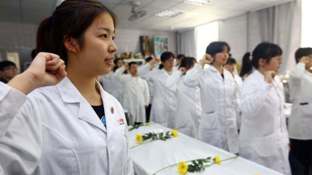 未来学医学什么专业最有前途,如果想学医学什么专业前景好