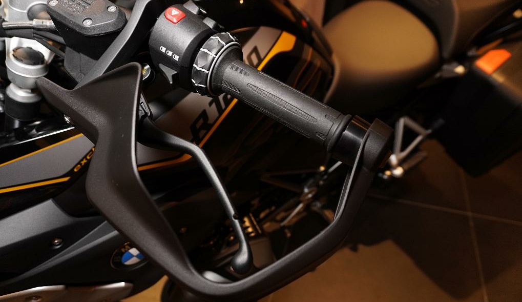 宝马r1250gs探险版能跑多快,宝马r1250gs探险版座高展示