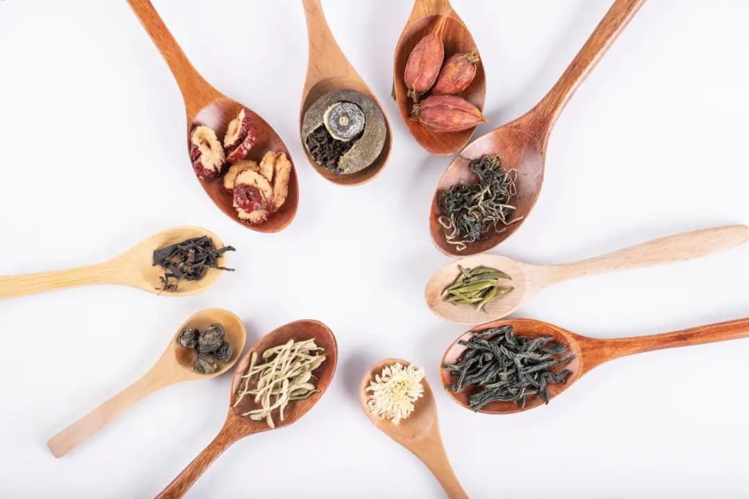 从茶叶外形判断好茶的方法,茶叶品种外形怎么分辨真假