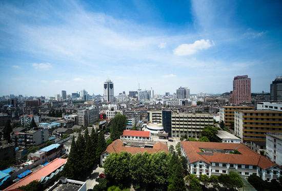 浙江嘉兴和江苏南京有多远,嘉兴的经济在浙江排名如何