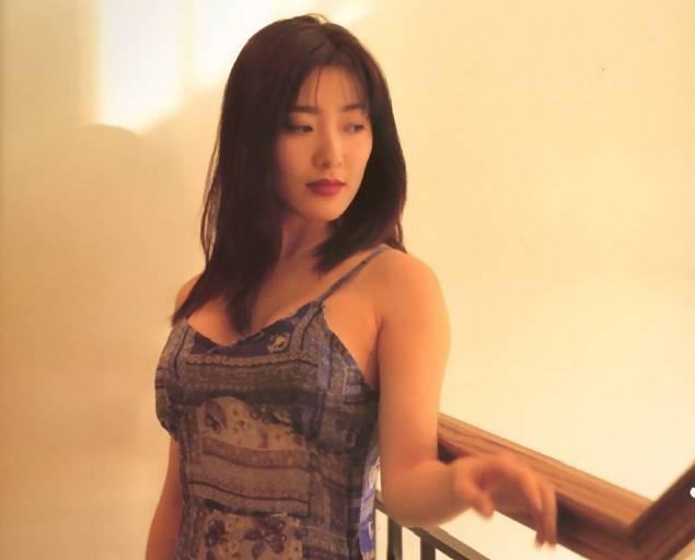 *思敏杨**从潘金莲到亚洲第一美胸，后患癌切除乳房，现状如何？