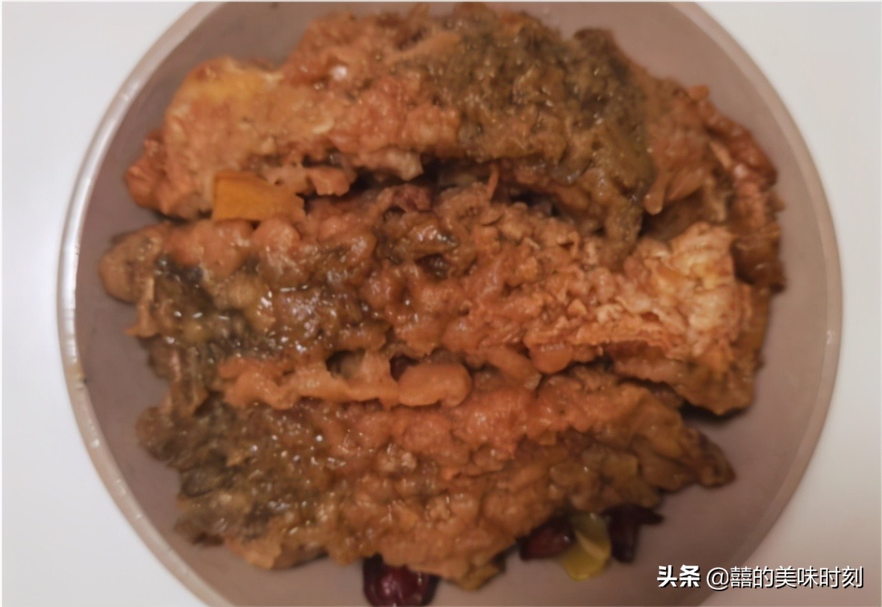 山东大叔做小吃视频在线观看,大叔专心做糁30年每天卖出700碗