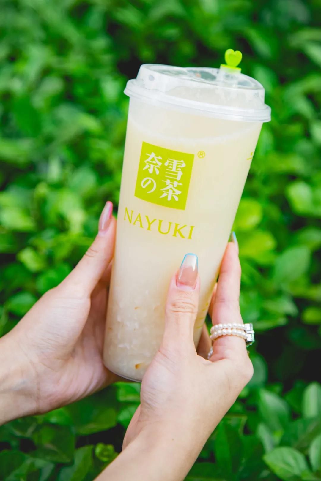 奈雪推荐果汁,奈雪选用了赣南脐橙