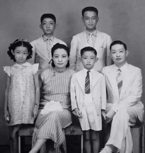 孟小冬下嫁梅兰芳,冬皇孟小冬和梅兰芳