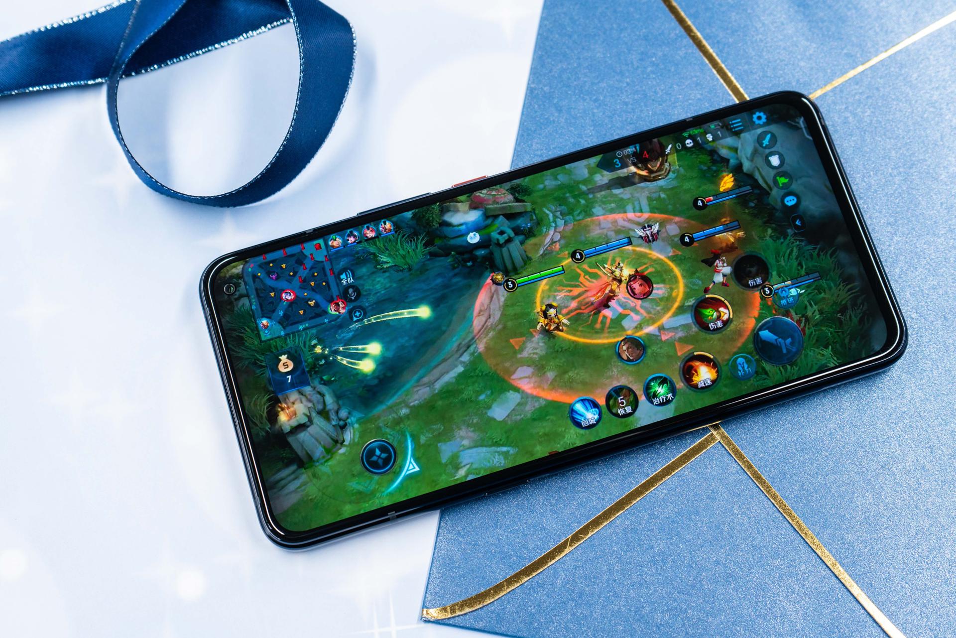 iqoo3现在玩游戏能流畅吗,iqoo390帧游戏实测