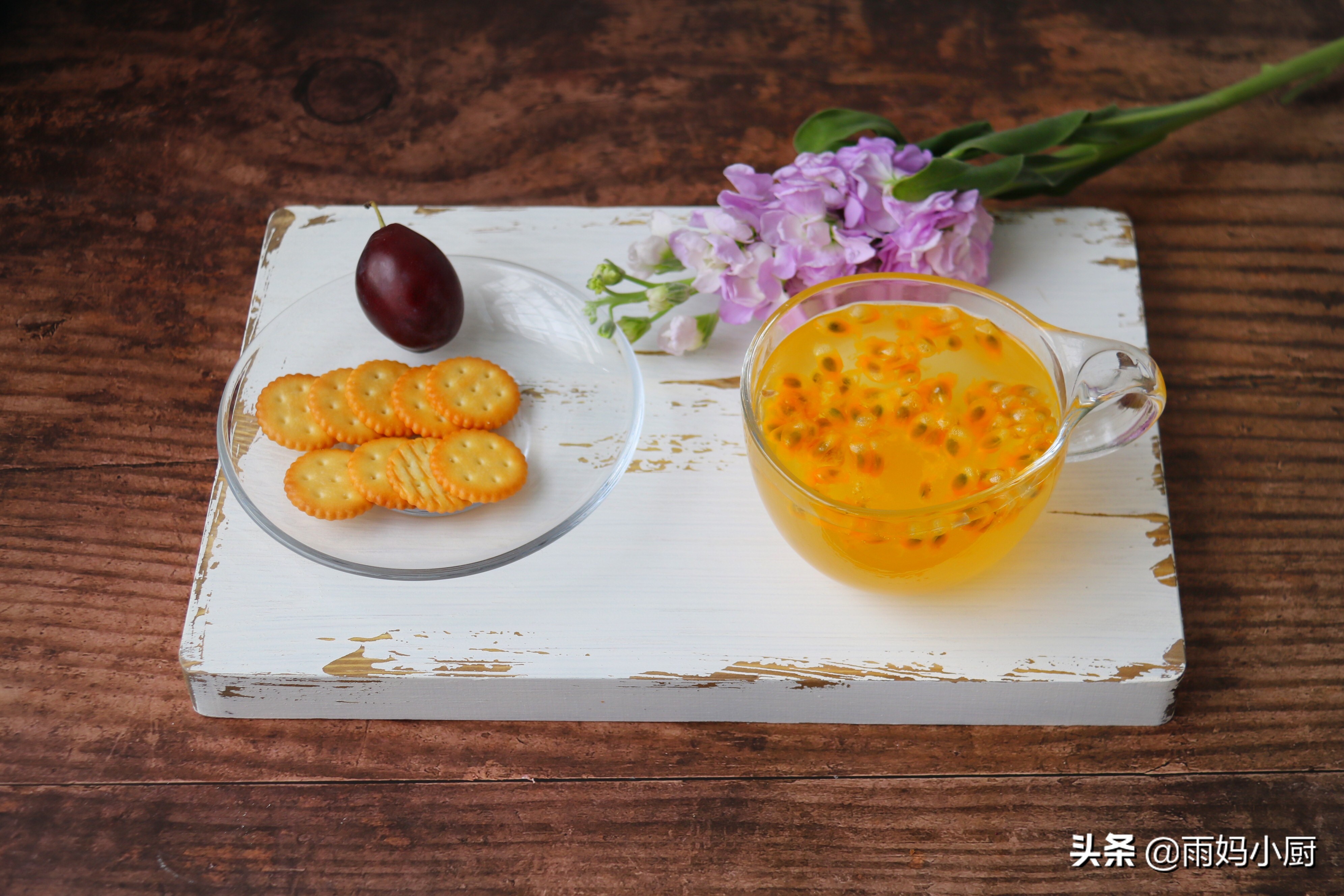 这个水果别再生吃了酸甜解腻,这种水果外脆里软清甜沁香