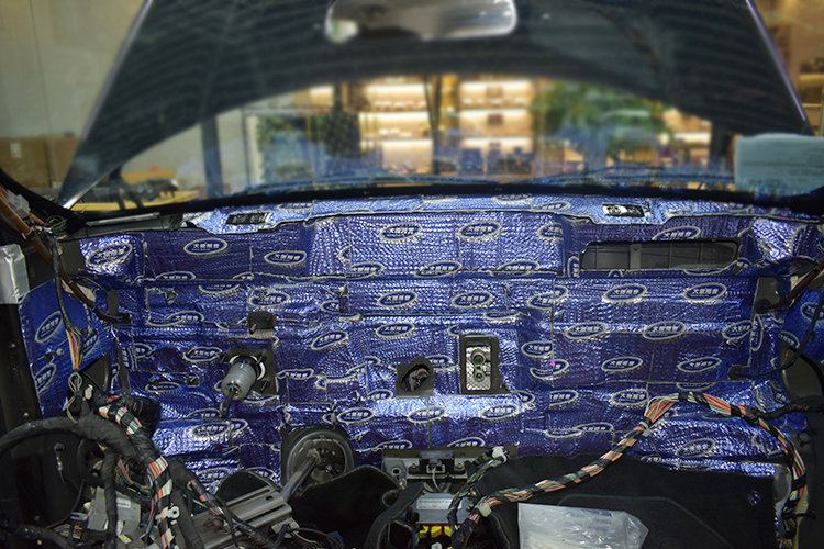 佛山首指-大能汽车隔音,吉普汽车隔音改装大能、大麦隔音除异味