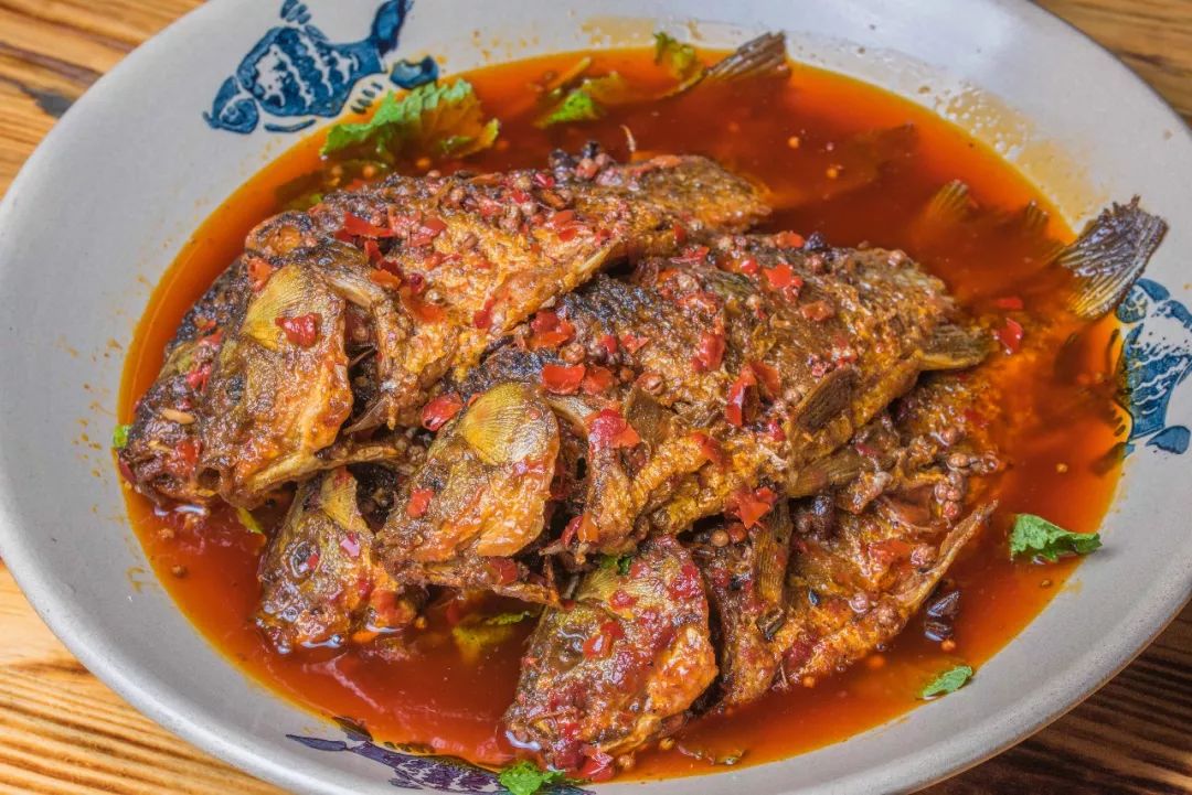 昆明必须知道的高端饭店,昆明市比较出名的饭店