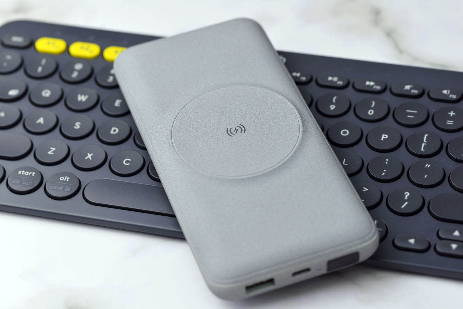 充电宝轻巧好携带,充电宝什么样的容量大