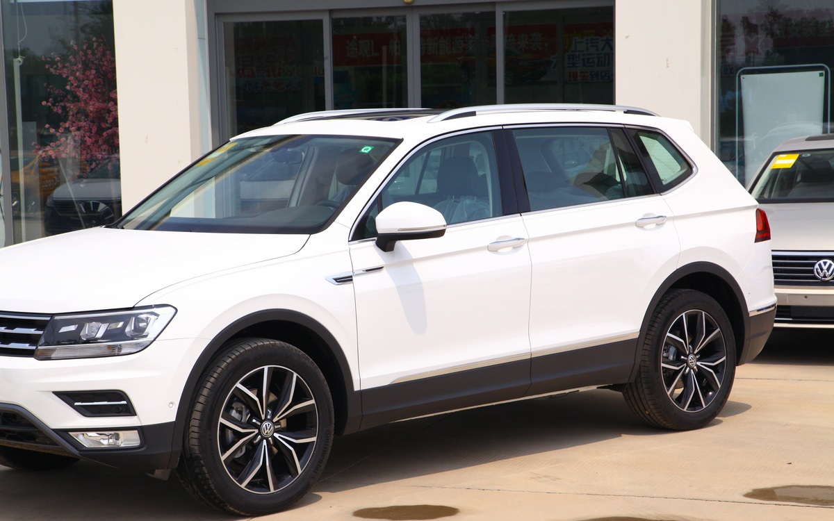 从21.88万跌至16.48万，途观L成降价王，果断放弃奇骏CR-V