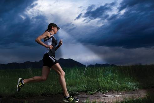 空腹吃荔枝后果恐怖,空腹吃荔枝致死