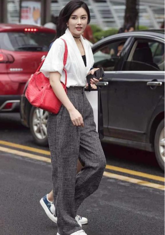 上宽下窄的身材如何穿出高级感,上宽下窄身材怎么搭配