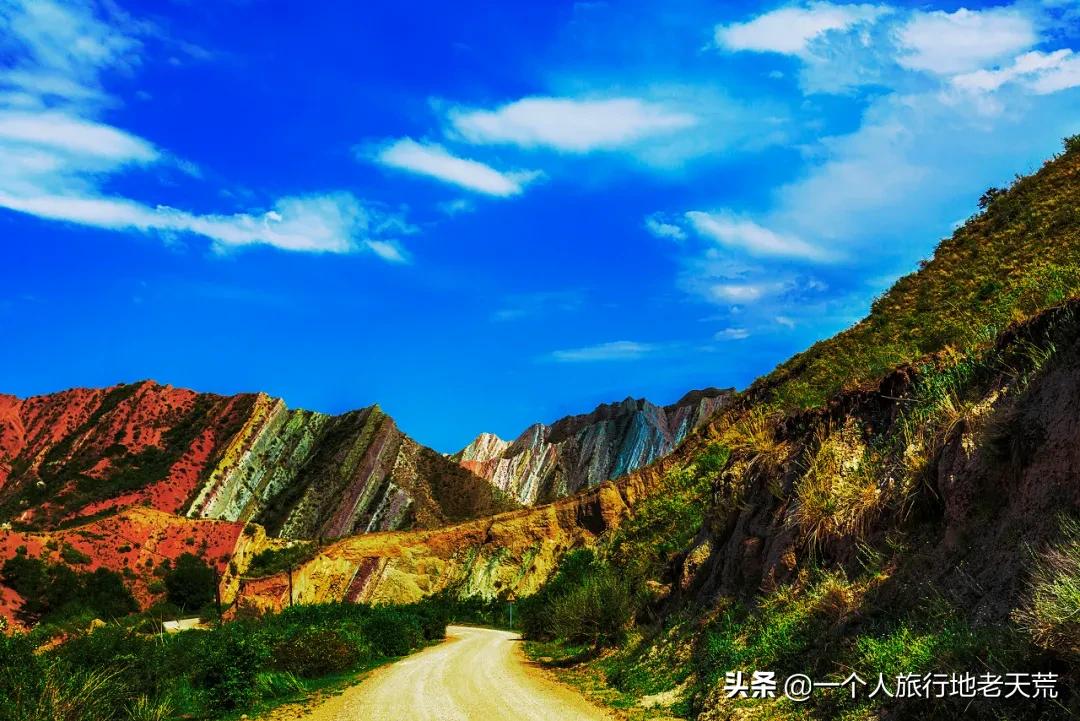 北疆自驾13天路线推荐,国内3条最美出境自驾线