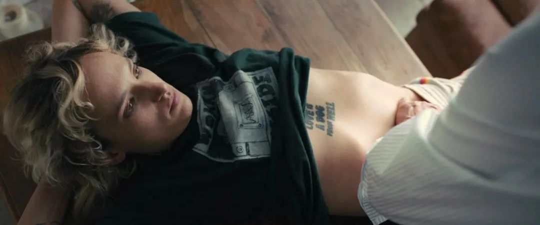 全裸出镜?*伦乱**产子?全程马赛克才能播的戛纳金棕榈