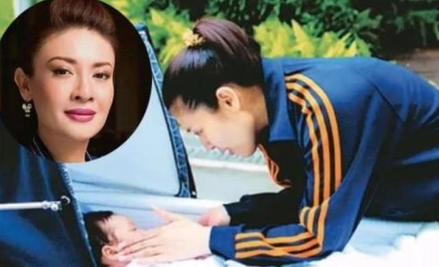 花心泰王也温柔?结婚周年陪王后穿情侣装,满脸宠溺给娇妻打下手