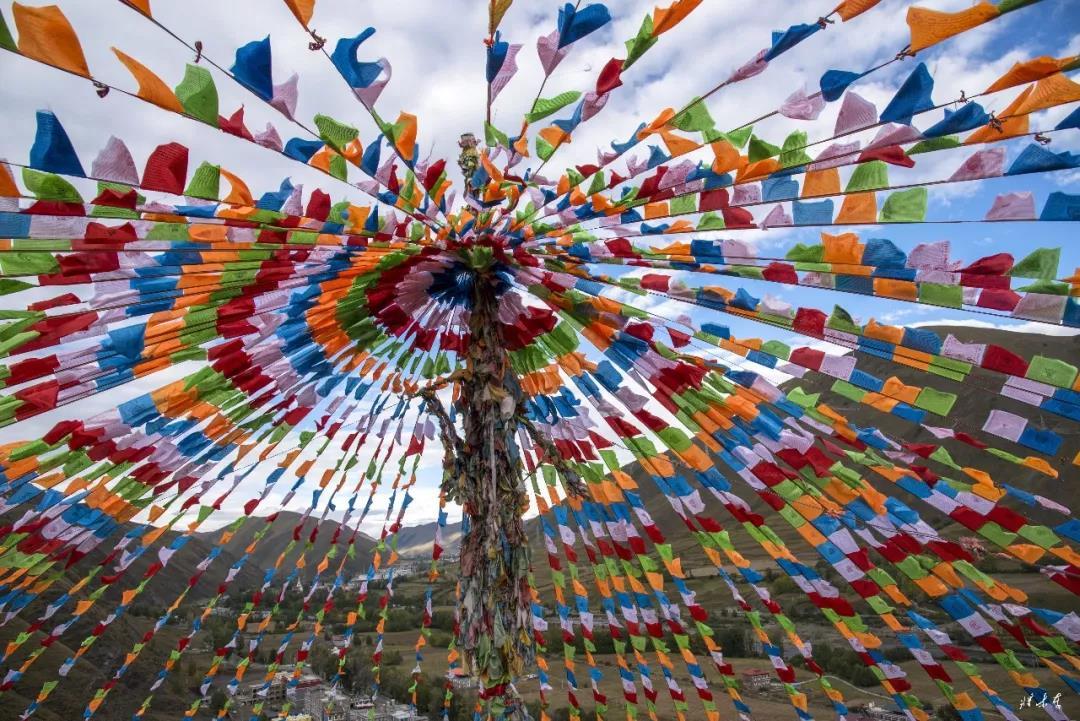 国庆旅游稻城亚丁自驾游最佳路线,国庆川西稻城亚丁风景区一日游