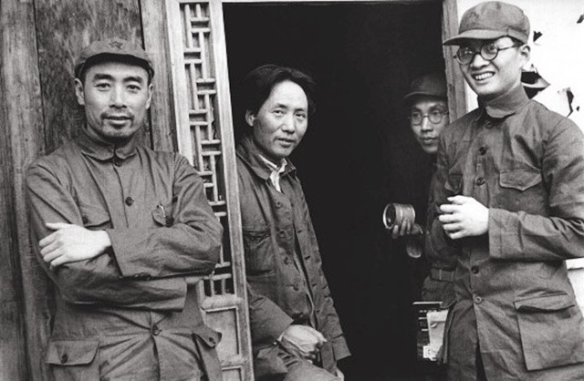 毛主席一天能抽50支,最后两年决心戒烟,靠闻烟味抵抗烟瘾