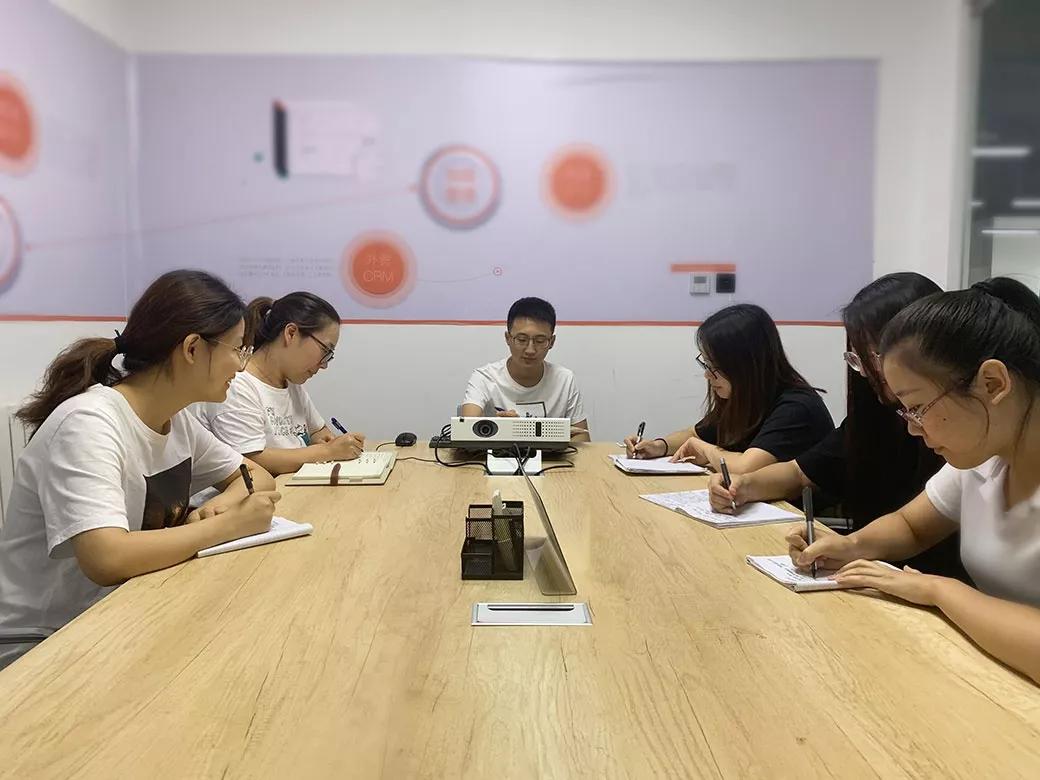 鑫海人的十二时辰，读懂鑫海人的一天