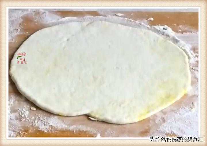 烙饼柔软的技巧个个层次多不发硬,家常烙饼想要柔软多层做到这3点