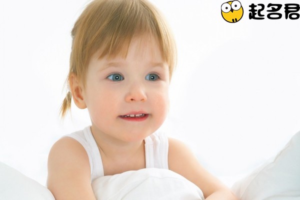 女孩起名简单好听的名字两个字 (起名字大全女孩名洋气两个字)