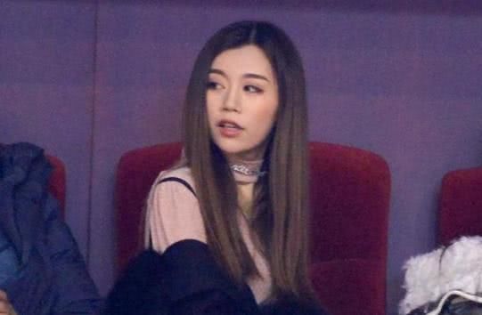 我租了个漂亮女友回老家过年，假戏真做，才得知自己捡了个大便宜