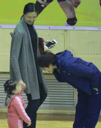 炮姐周苏红,周苏红照顾瘫痪丈夫5年