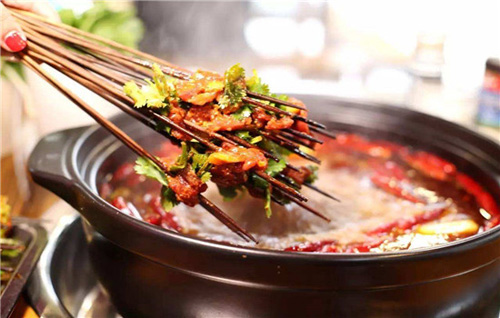 开个串串火锅店怎么选址,开家串串店怎么进货