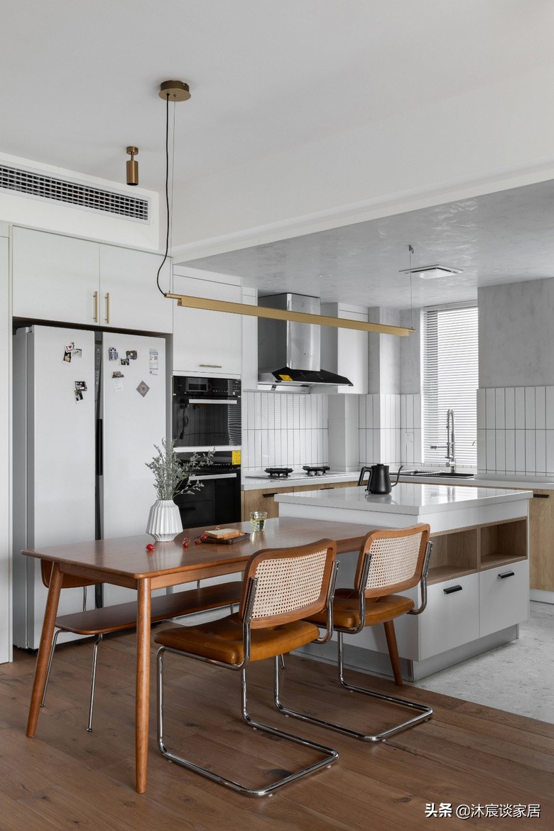 她家的新中式风格装修,轻奢复古风格全屋搭配