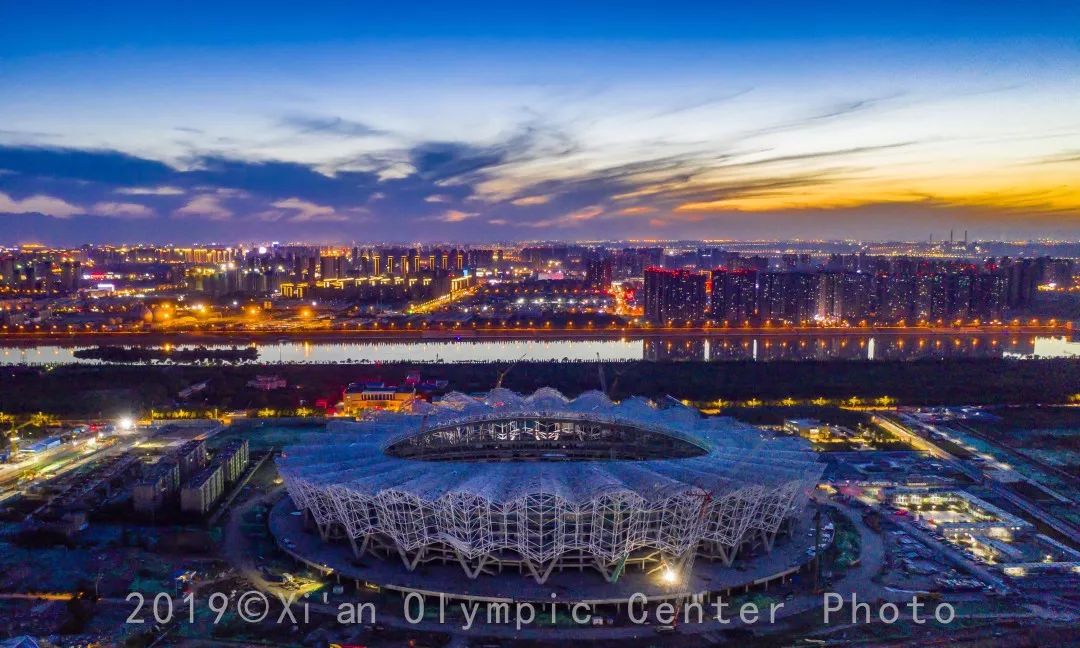 西安奥体中心二期效果图,西安奥体中轴陆港之翼