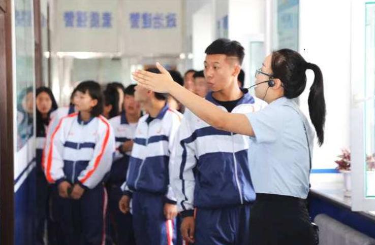 中考失利不想读职高还有什么出路,中考读职高的人现在做什么呢