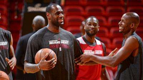 科比麦迪最经典一次对决,麦迪科比三阵