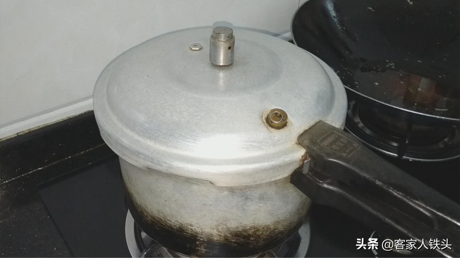 罐头鱼怎么做又脆又香酥,罐头鱼怎么做才好吃呢视频