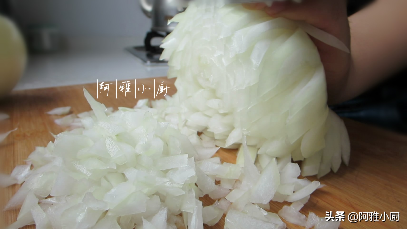 自己做的包子蒸出来不蓬松,面没有发好蒸出来的包子怎么补救